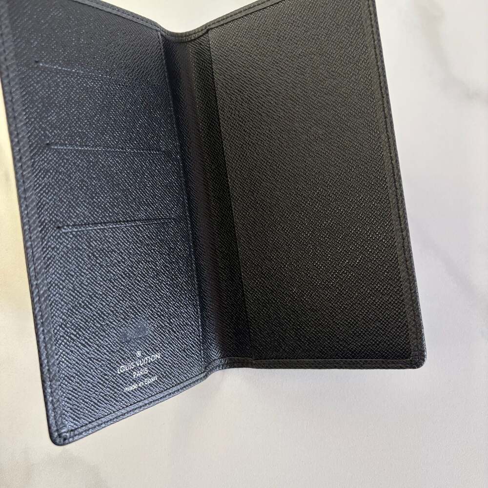 Louis Vuitton Taiga Leather Long Wallet Ardoise Black - Picture 3 of 9